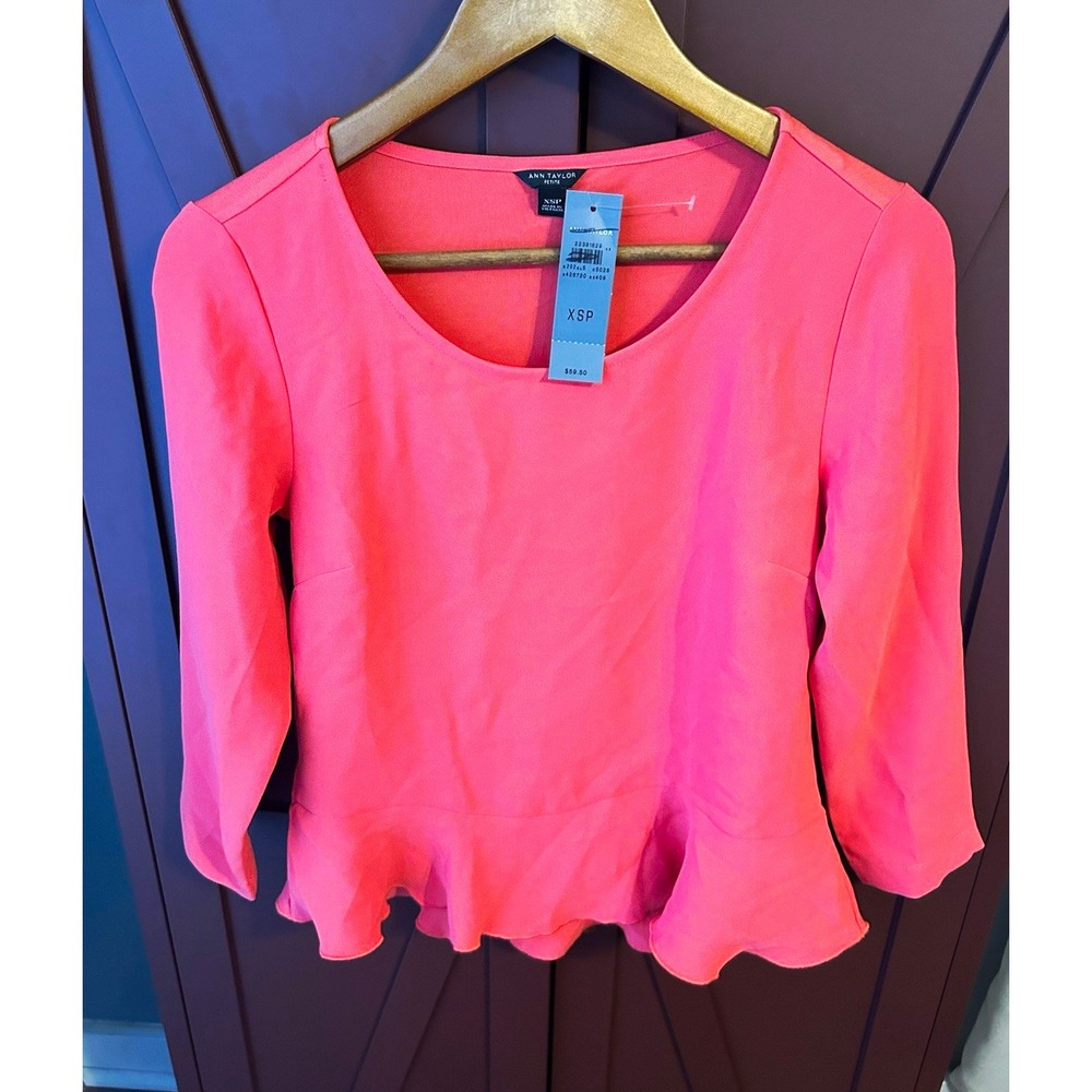 Ann Taylor Petite XSP Coral Peplum Top 3/4 Sleeve Scoop Neck NWT